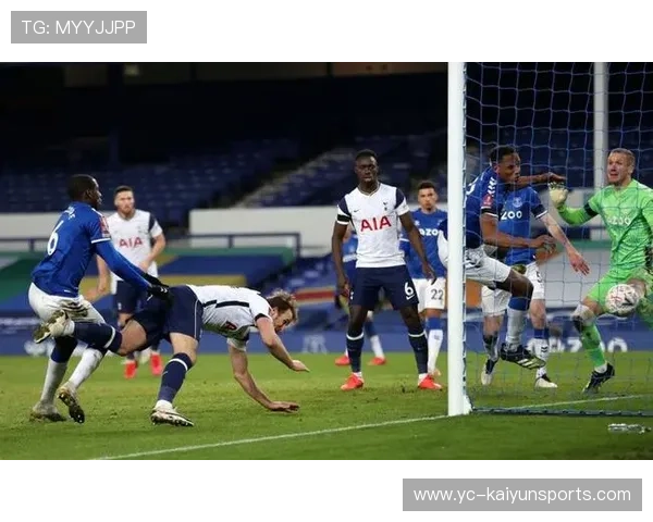 孙兴慜内切抽射险些攻破对方门前禁区——从技艺到装备的全方位解读