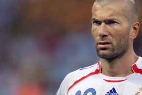 1451亿王传福，股神巴菲特为何“不买单”？