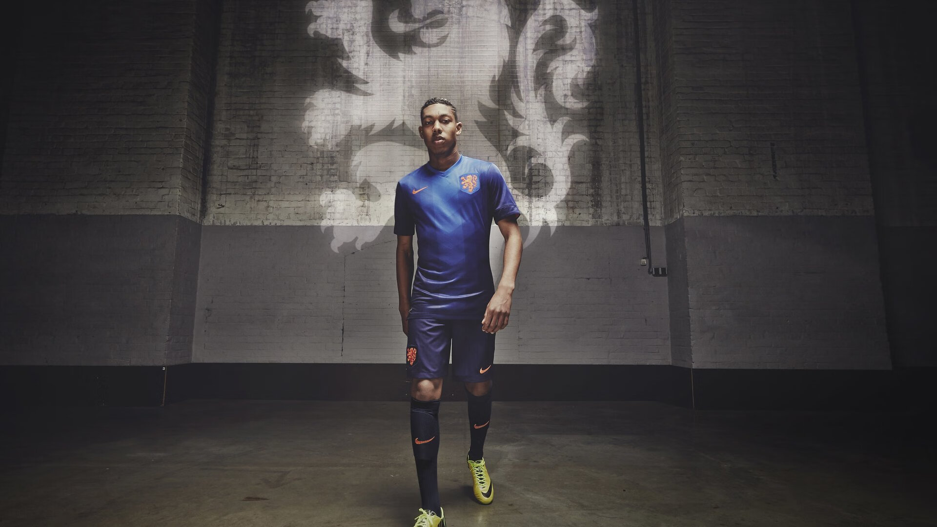 恩多比·恩乔:他以精准的踢球与出色的战术视野成为南非进攻核心