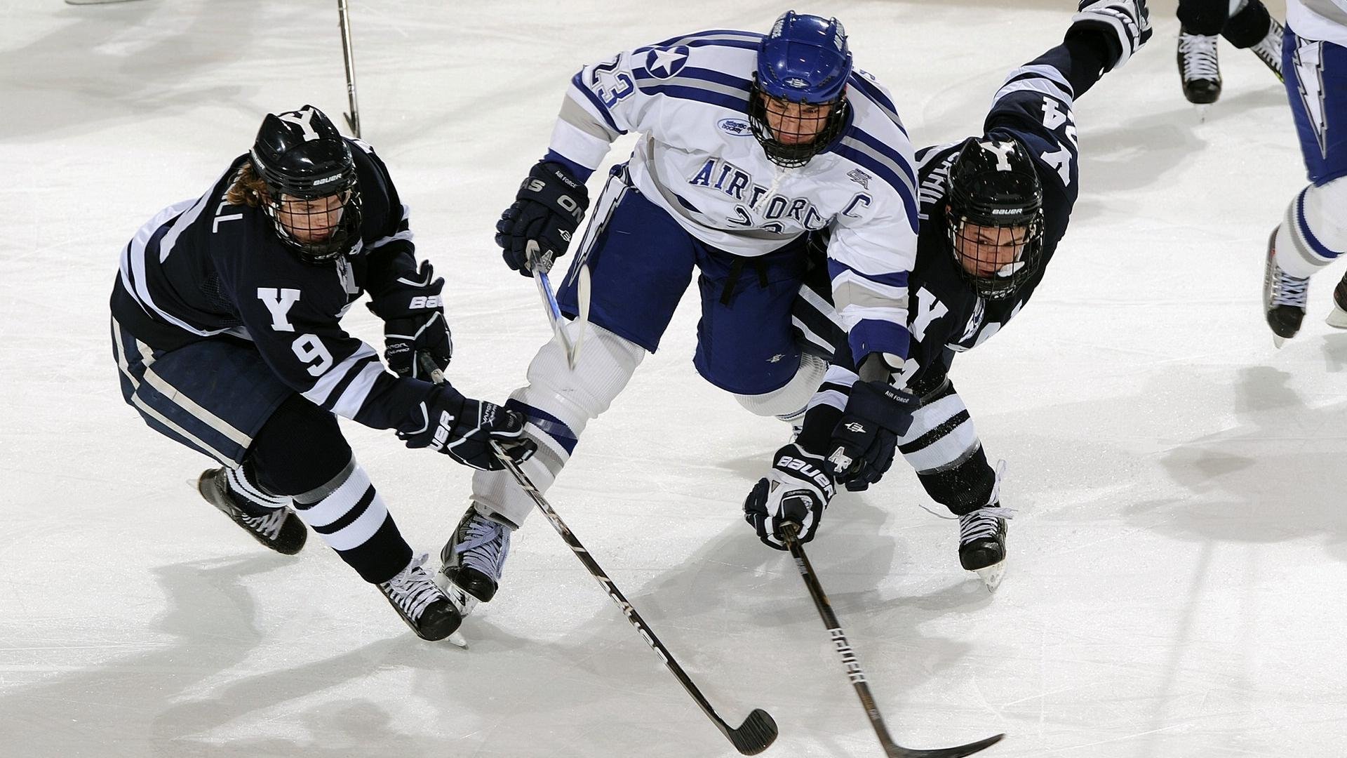 斯滕伯根展现稳定的比赛心态，斯滕伯格一生著作颇多